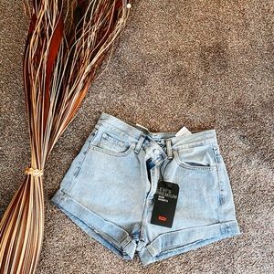 Levi’s Shorts